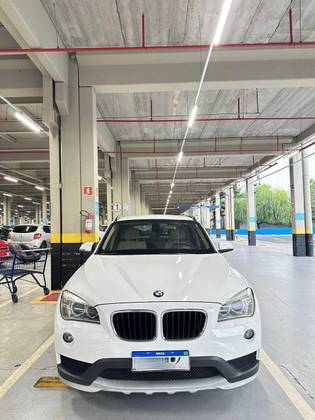BMW X1 2.0 16V TURBO ACTIVEFLEX SDRIVE20I 4P AUTOMÁTICO BMW X1 2.0 16V TURBO ACTIVEFLEX SDRIVE20I 4P AUTOMÁTICO